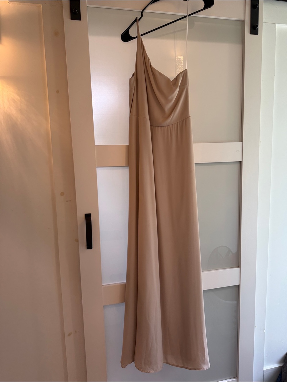Show Me Your MuMu Shannon One Shoulder Dress ~ Show Me the Ring Crisp